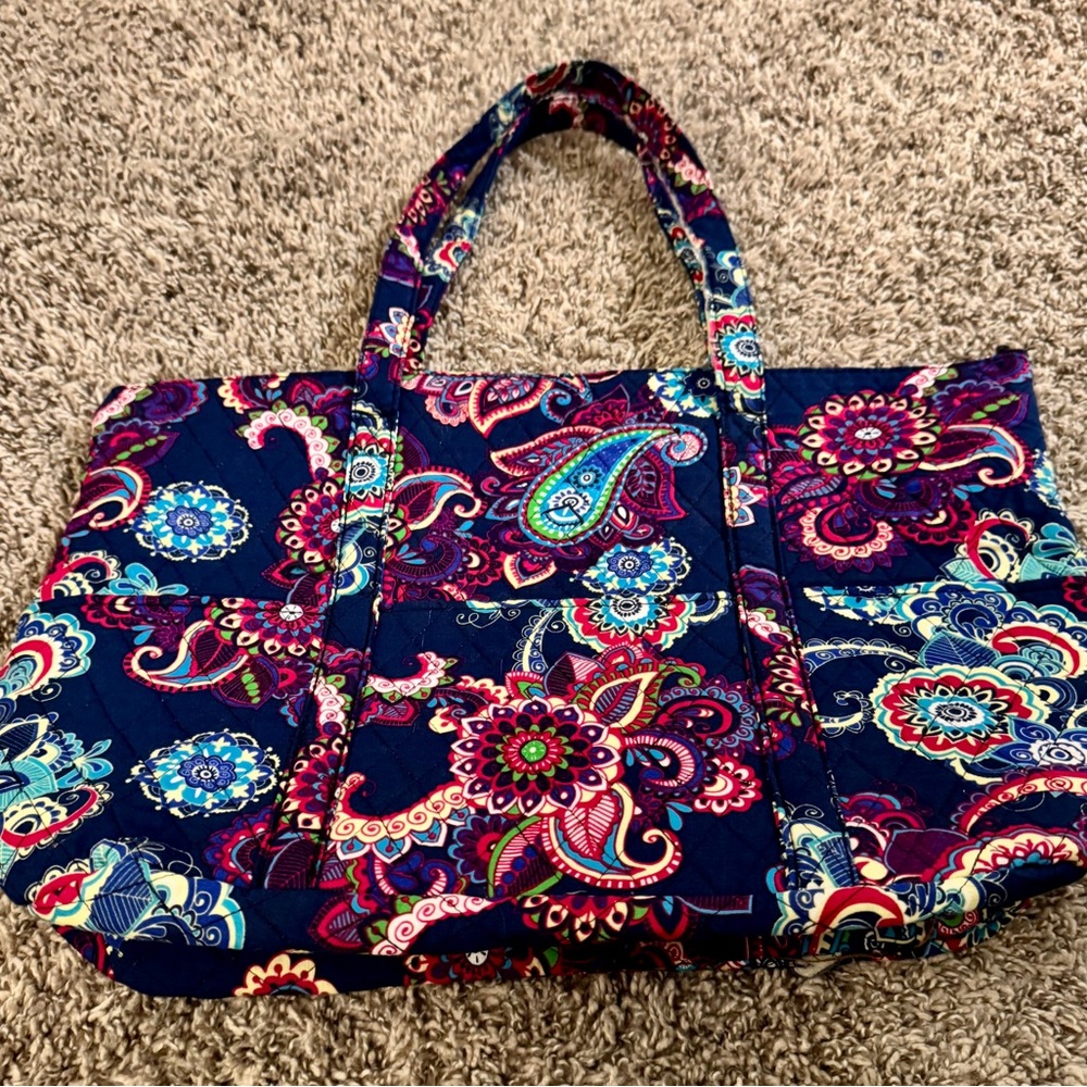 Floral Patterned Tote Bag - Picture 8 of 9